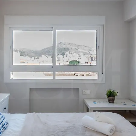 Spacious With A View - Historic Center By Rems
