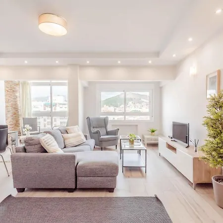 Spacious With A View - Historic Center By Rems Apartament