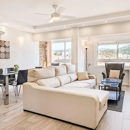 Spacious With A View - Historic Center By Rems דירה *